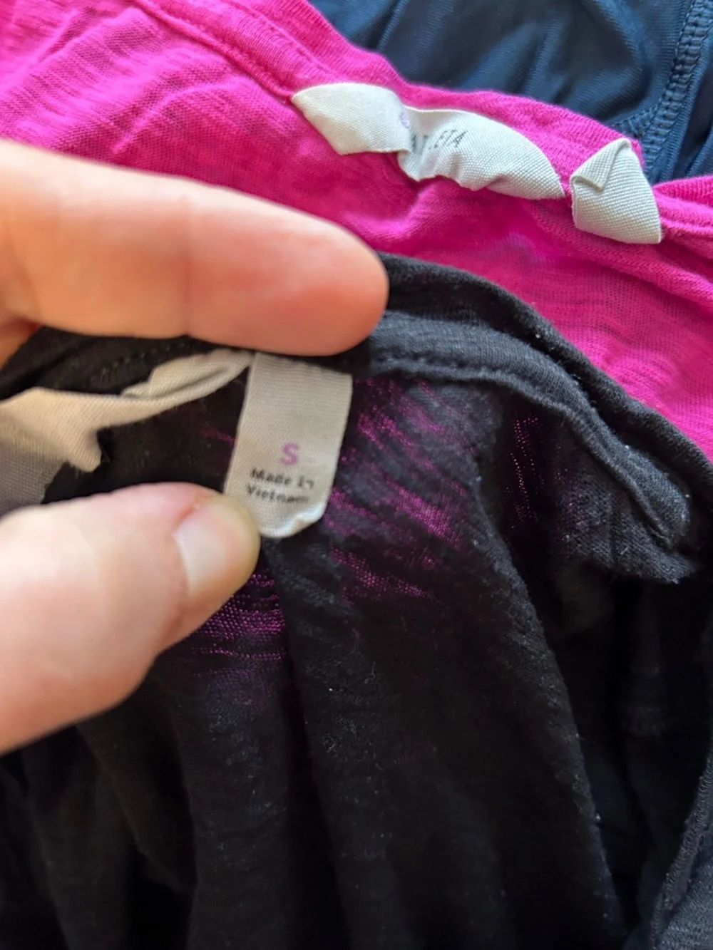 Athleta Daily Tee Bundle -  V neck + Cotton blend - sz Small - Picture 7 of 7